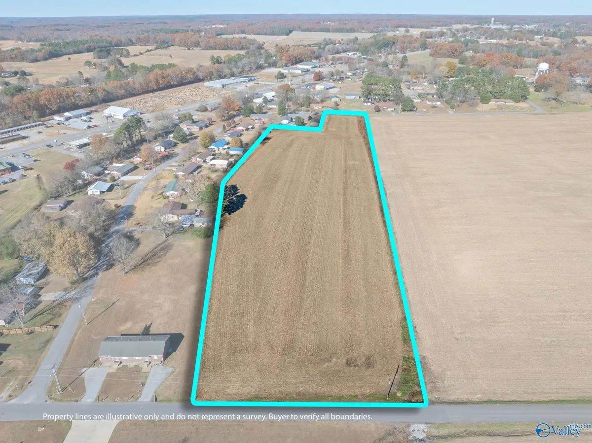 205 Dixon Road E, Loretto, TN 38469 - Image #1