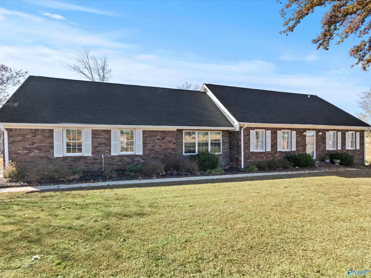 880 County Road 299, Trinity, AL 35673 - Image #1