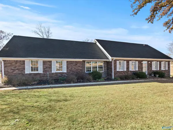 880 County Road 299, Trinity, AL 35673