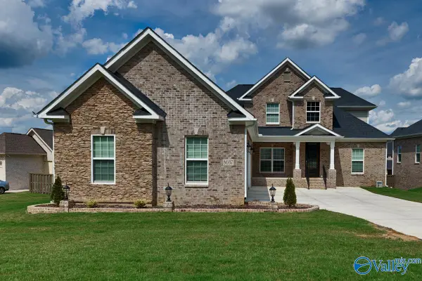 8037 Goose Ridge Drive, Owens Cross Roads, AL 35763