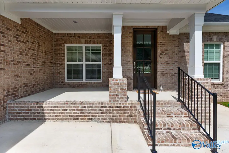 8037 Goose Ridge Drive, Owens Cross Roads, AL 35763 - Image #3