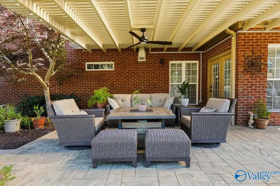 2901 Merwin Drive Se, Owens Cross Roads, AL 35763 - Image #2