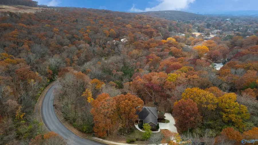 2451 Oakwood Avenue Ne, Huntsville, AL 35811 - Image #3