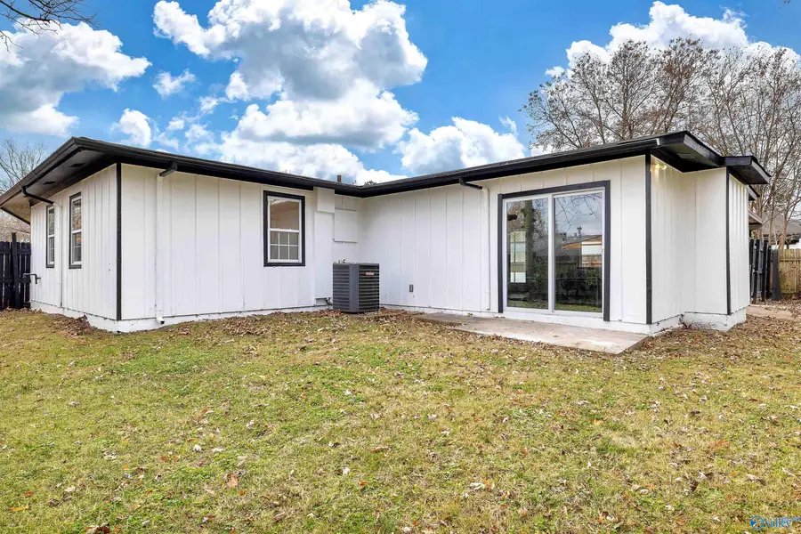 4803 Shawmont Drive, Huntsville, AL 35810 - Image #2