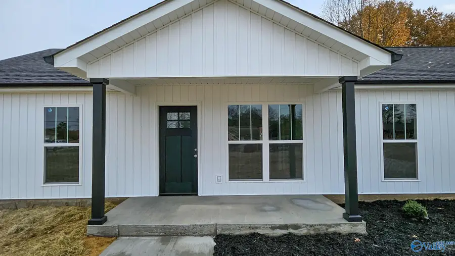 16674 Hampton Lane, Athens, AL 35611 - Image #2