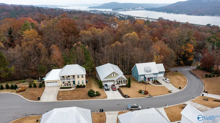 1004 Laurinda Lane, Guntersville, AL 35976 - Image #2