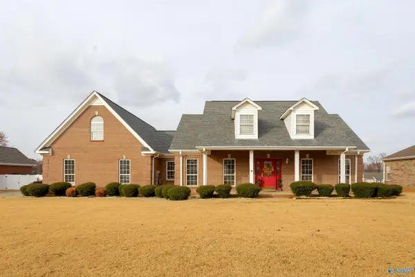 218 Rosewood Lane, Killen, AL 35645