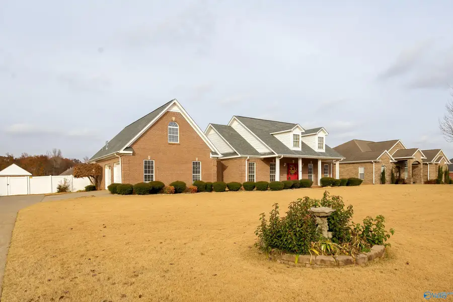 218 Rosewood Lane, Killen, AL 35645 - Image #2