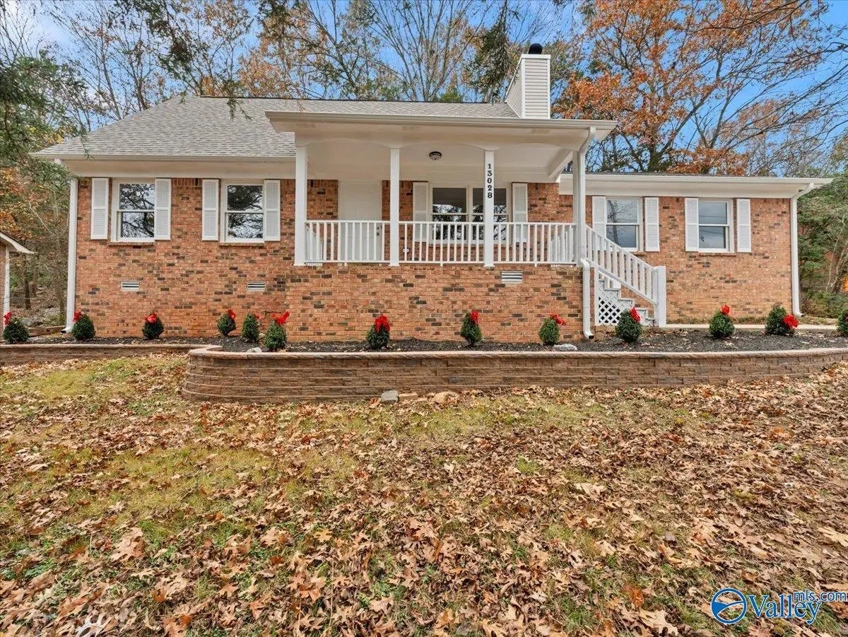 13028 Chaney Thompson Road Se, Huntsville, AL 35803 - Image #1