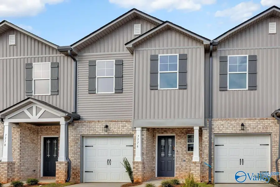 7576 Discovery Point Drive, Huntsville, AL 35806 - Image #2