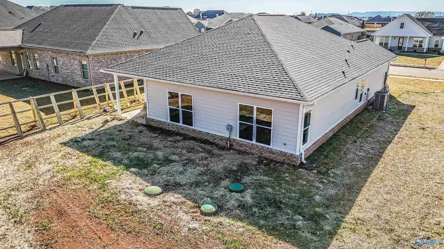 107 Parvin Way Drive, Hazel Green, AL 35750 - Image #2