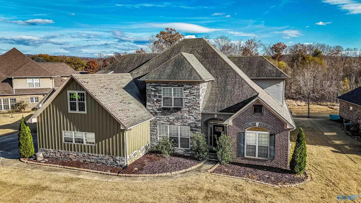 2405 Rothmore Drive, Huntsville, AL 35803 - Image #1