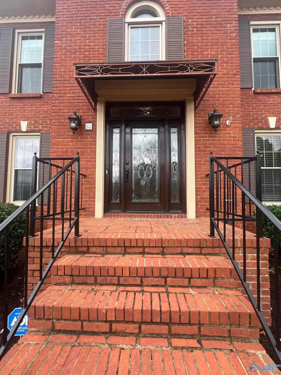 100 Lake View Circle, Madison, AL 35758 - Image #2