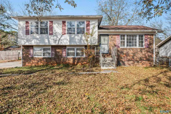 3020 Teton Circle Nw, Huntsville, AL 35810