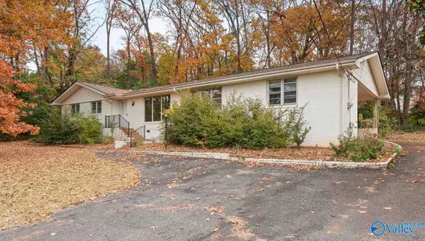 8103 Camille Drive Se, Huntsville, AL 35802