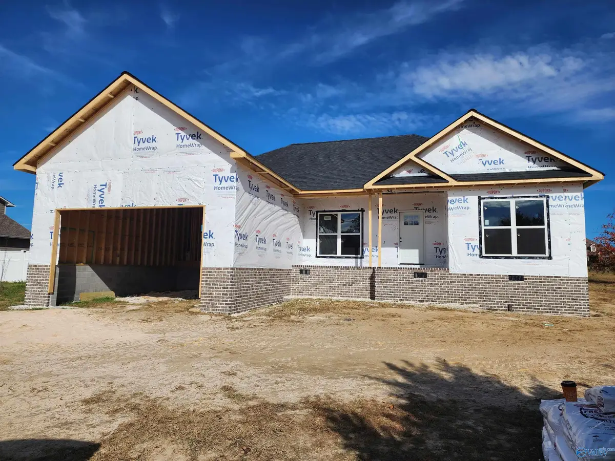 51 Juniper Drive, Rainsville, AL 35986 - Image #1