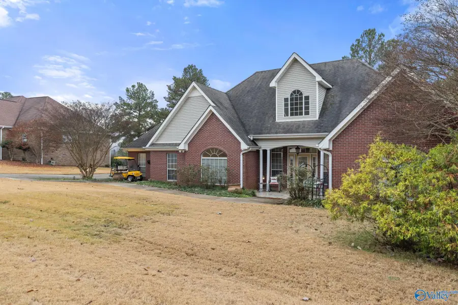 1087 Twin Pines Circle, Tuscumbia, AL 35674 - Image #2