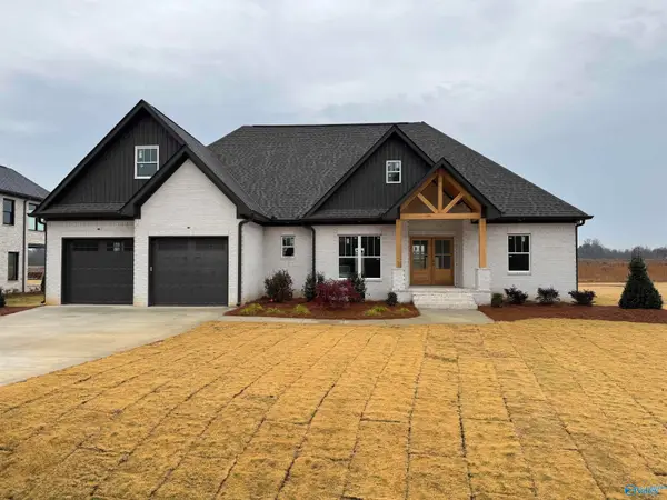 195 Caldwell Trail, Gadsden, AL 35901