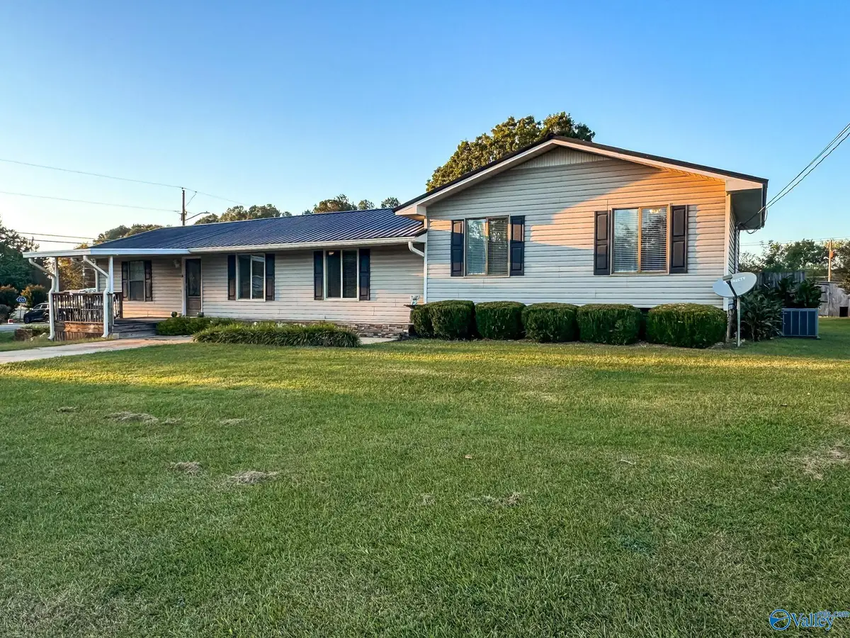 77 Greenvale Drive, Oxford, AL 36203 - Image #1