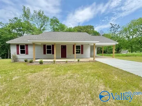 327 Lee Street, Rogersville, AL 35652