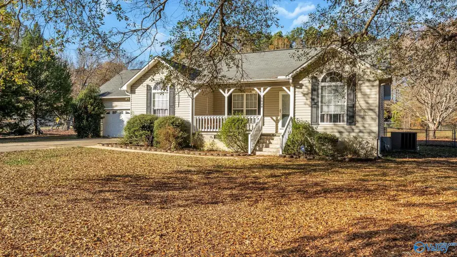 5820 Morris Avenue, Hokes Bluff, AL 35903 - Image #3