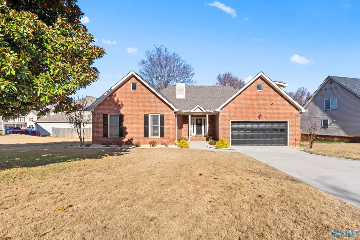 107 Pebblebrook Circle, Madison, AL 35758 - Image #1