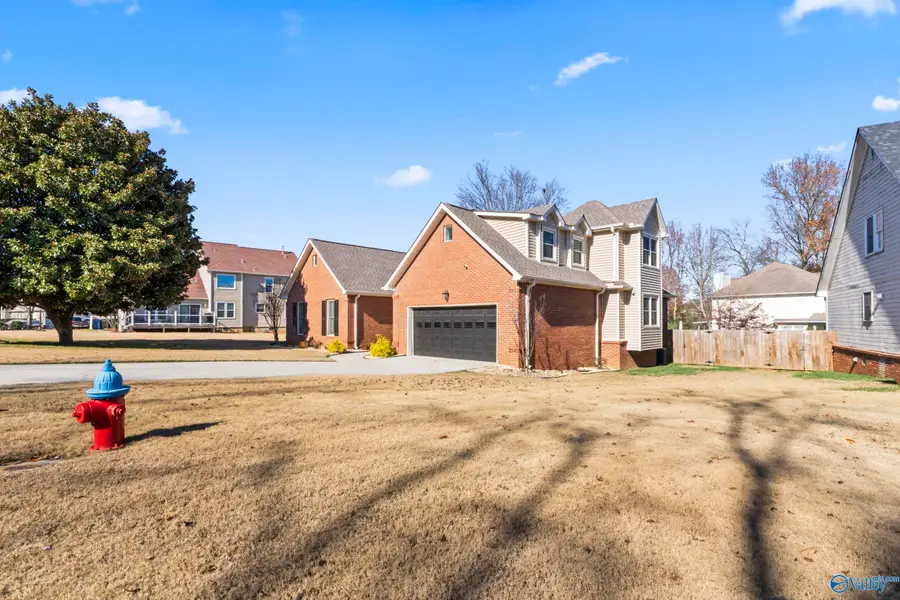 107 Pebblebrook Circle, Madison, AL 35758 - Image #2