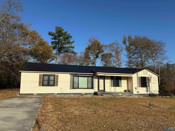 1303 Highpoint Road, Albertville, AL 35950