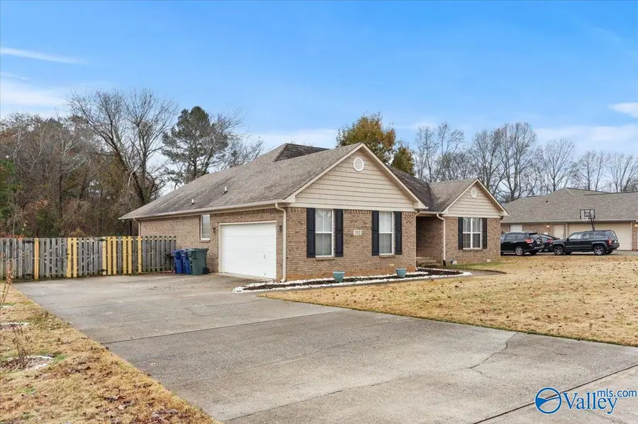 112 Shallowhill Road, Huntsville, AL 35811 - Image #2