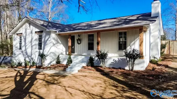 2281 Western Hills Drive E, Southside, AL 35907