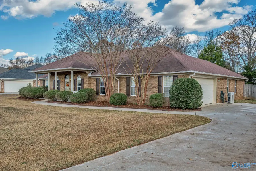 109 Rain Oak Drive, Harvest, AL 35749 - Image #3