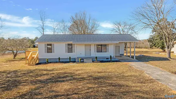 245 Sand Rock Avenue, Sand Rock, AL 35983