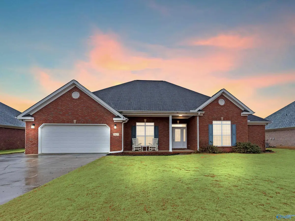 2627 Buckingham Gate Sw, Decatur, AL 35603 - Image #1
