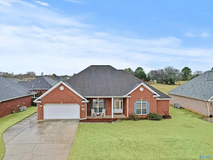 2627 Buckingham Gate Sw, Decatur, AL 35603 - Image #3