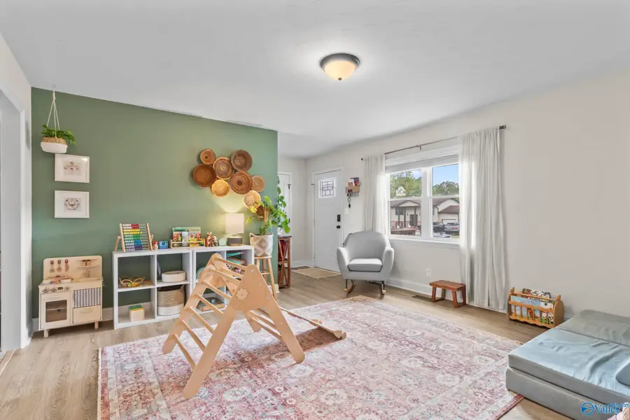 314 Larkwood Drive Sw, Decatur, AL 35601 - Image #3