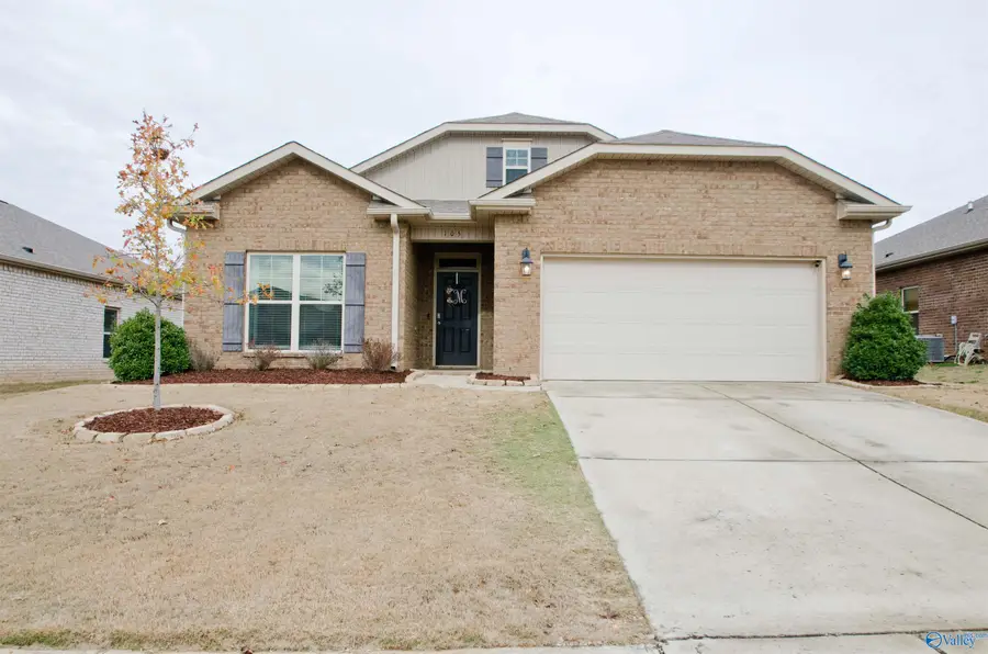 105 Fellington Court, New Market, AL 35761 - Image #2