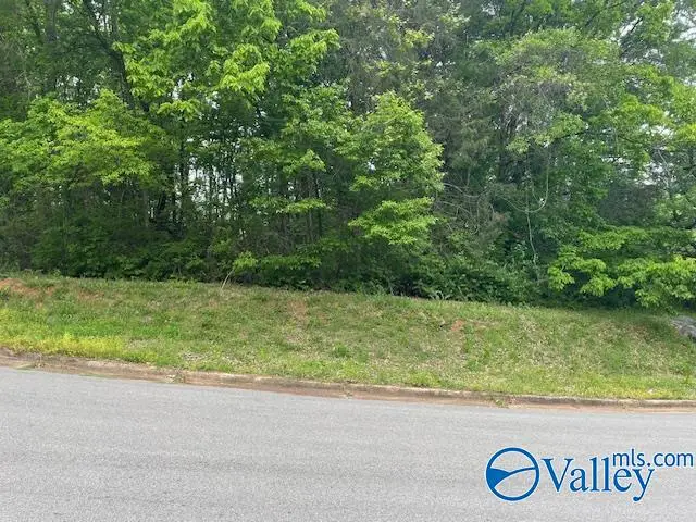 4000 Juniper Drive, Huntsville, AL 35810 - Image #2