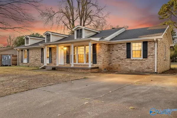 3910 NW Shamrock Drive, Huntsville, AL 35810