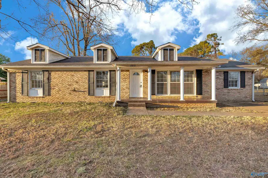 3910 NW Shamrock Drive, Huntsville, AL 35810 - Image #2
