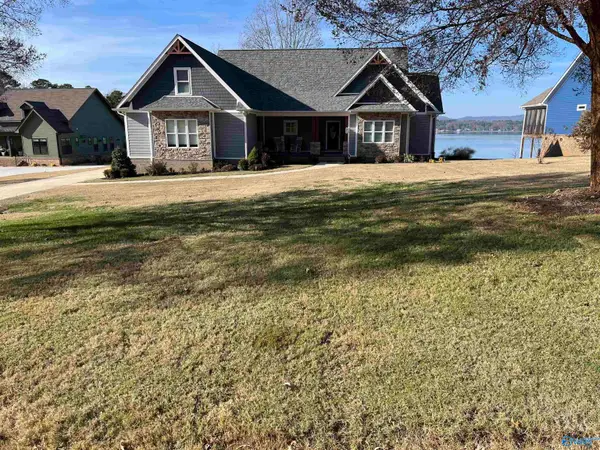 61 Monte Sano Drive, Scottsboro, AL 35769