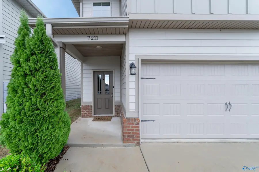 7211 Elmcroft Avenue Nw, Huntsville, AL 35806 - Image #2