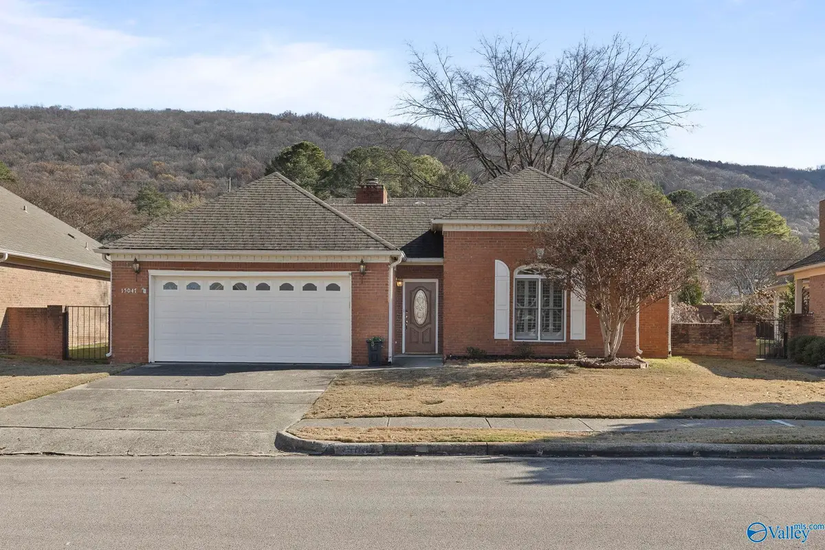 15047 Ashmont Blvd Se, Huntsville, AL 35803 - Image #1