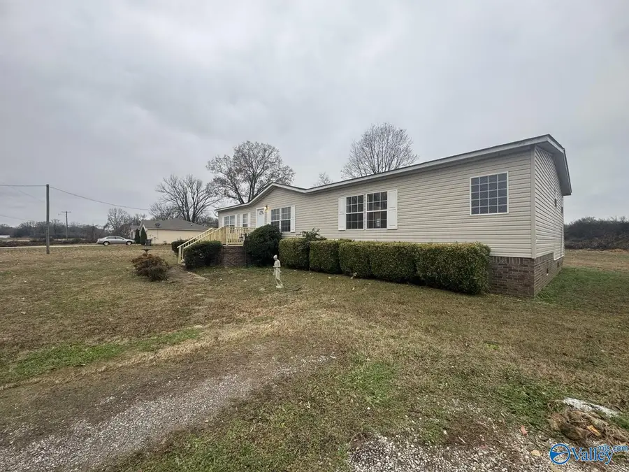 414 Sanderson Lane, Courtland, AL 35618 - Image #3