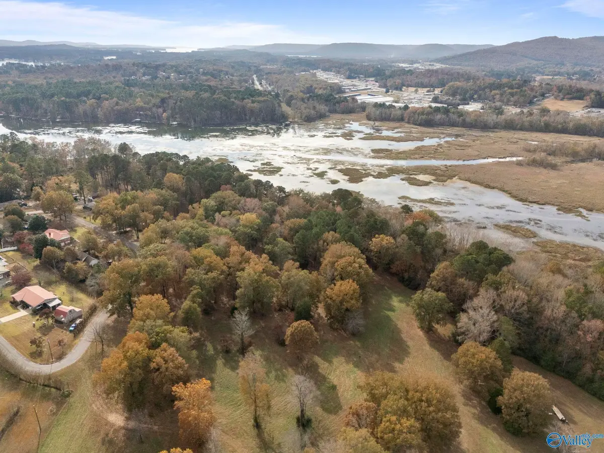 1.77 Ac Riverview Circle, Scottsboro, AL 35769 - Image #1