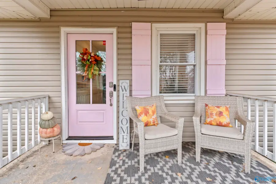 1917 Vanderbilt Circle Sw, Huntsville, AL 35801 - Image #3