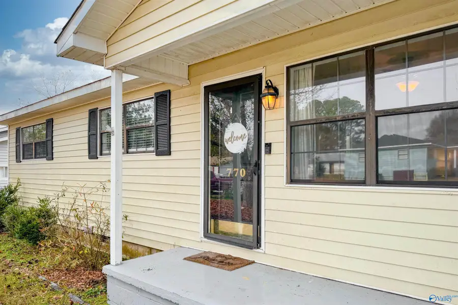 770 Morris Street Sw, Hartselle, AL 35640 - Image #2