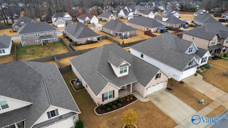 11009 Oakway Circle Nw, Madison, AL 35757 - Image #2