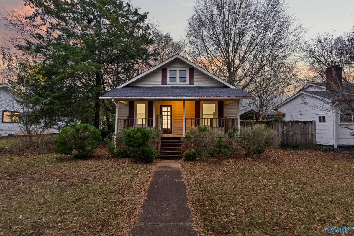 909 SE 9th Street Se Se, Decatur, AL 35601 - Image #1