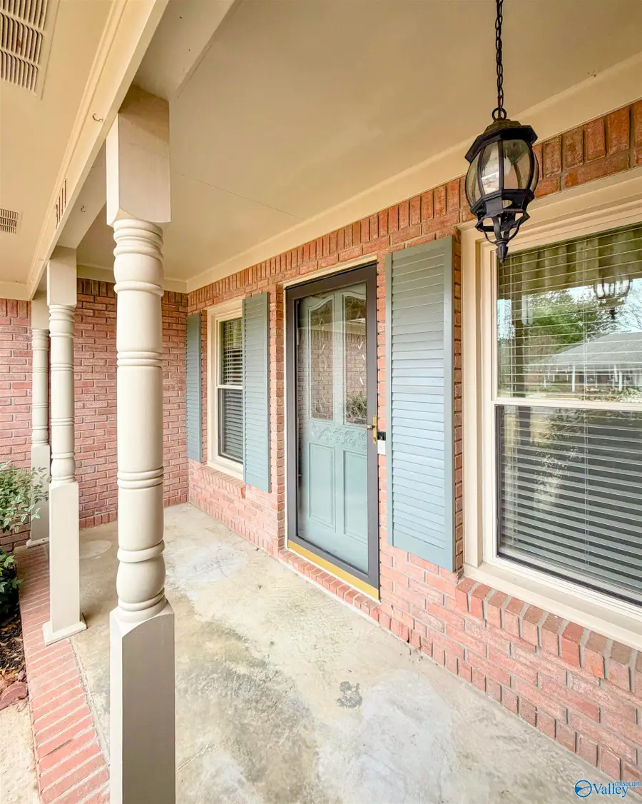 3111 Vicksburg Drive Sw, Decatur, AL 35603 - Image #2