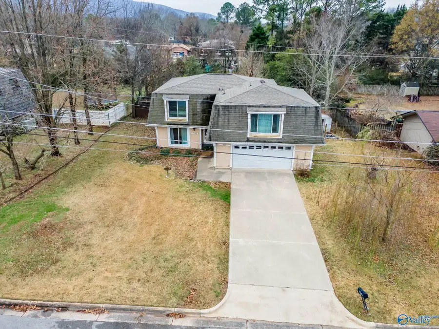 1928 Mcdowling Drive Se, Huntsville, AL 35803 - Image #2